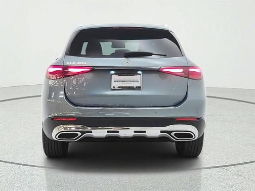 Verde Silver Metallic 2026 Mercedes-Benz GLC 300 Base