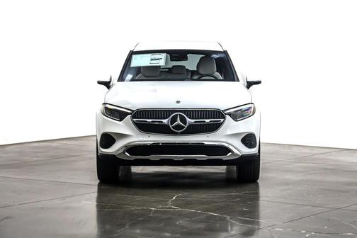 2026 Mercedes-Benz GLC 300 Base