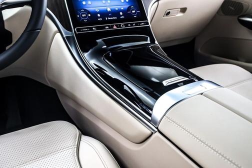 2026 Mercedes-Benz GLC 300 Base