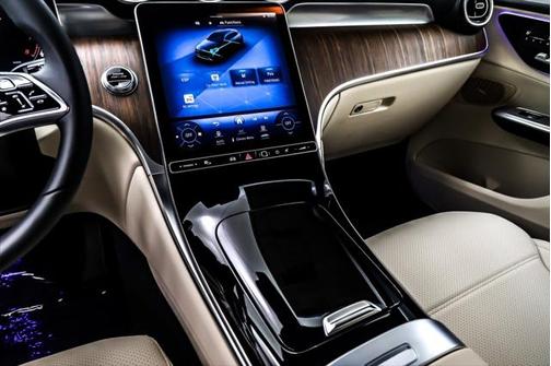 2025 Mercedes-Benz GLC 300 Base