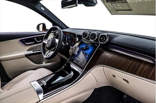 2025 Mercedes-Benz GLC 300 Base