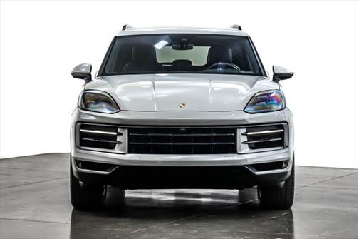 2024 Porsche Cayenne AWD