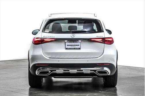2025 Mercedes-Benz GLC 350e Base