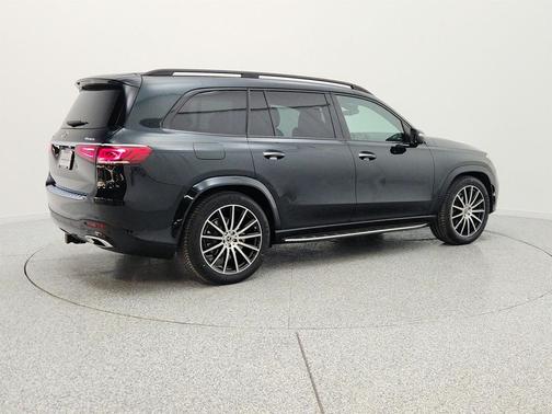 Emerald Green Metallic 2022 Mercedes-Benz GLS 450 4MATIC