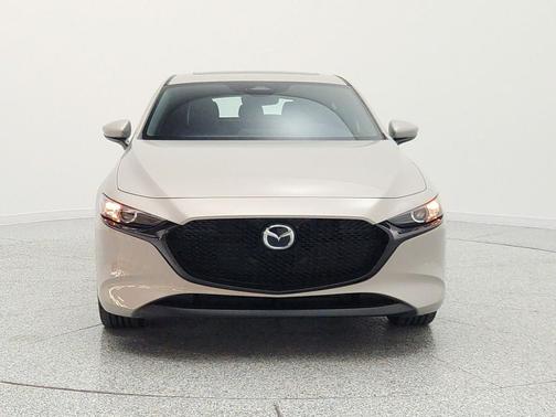 Platinum Quartz Metallic 2025 Mazda Mazda3 FWD w/Preferred Package