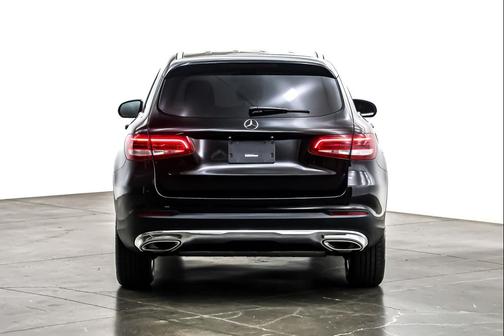 2017 Mercedes-Benz GLC 300 Base