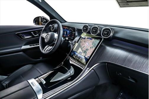 2025 Mercedes-Benz GLC 300 Base