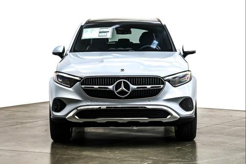Cirrus Silver Metallic 2026 Mercedes-Benz GLC 300 Base