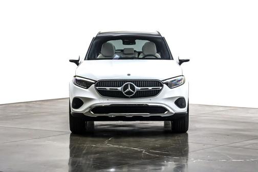 2026 Mercedes-Benz GLC 300 Base