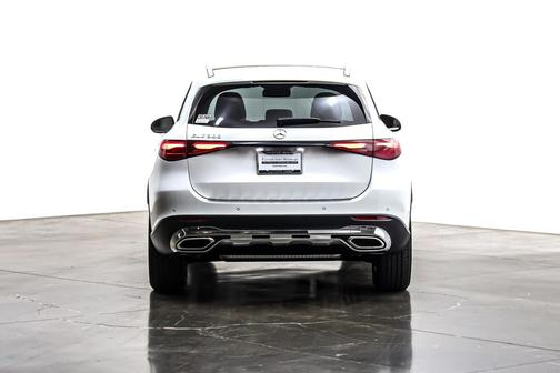 2026 Mercedes-Benz GLC 300 Base