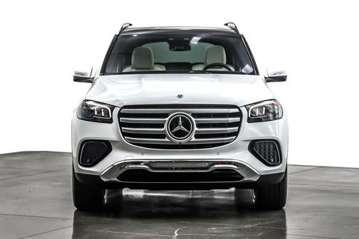 2025 Mercedes-Benz GLS 450 4MATIC