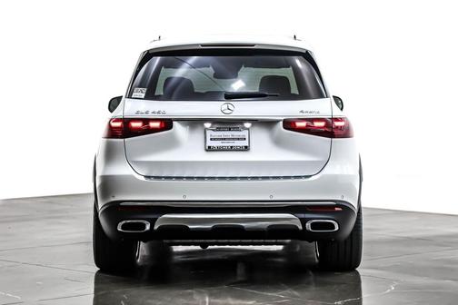 2025 Mercedes-Benz GLS 450 4MATIC