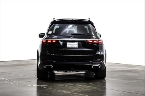 2025 Mercedes-Benz GLS 580 4MATIC