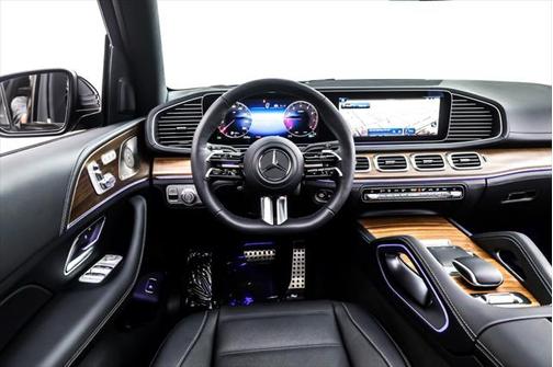 2025 Mercedes-Benz GLS 580 4MATIC