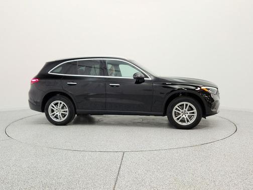 Black 2023 Mercedes-Benz GLC 300 Base