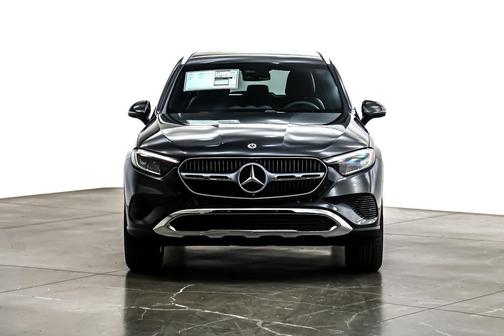 2026 Mercedes-Benz GLC 300 Base