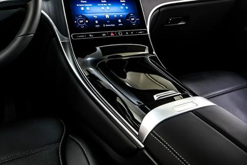 2026 Mercedes-Benz GLC 300 Base