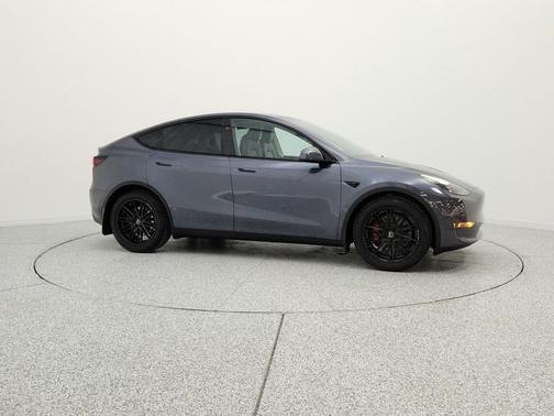 Midnight Silver Metallic 2023 Tesla Model Y Long Range Dual Motor All-Wheel Drive