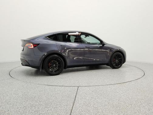 Midnight Silver Metallic 2023 Tesla Model Y Long Range Dual Motor All-Wheel Drive