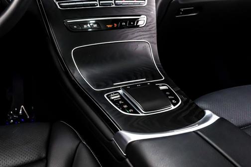 2022 Mercedes-Benz GLC 300 Base