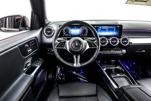 2026 Mercedes-Benz GLB 250 Base