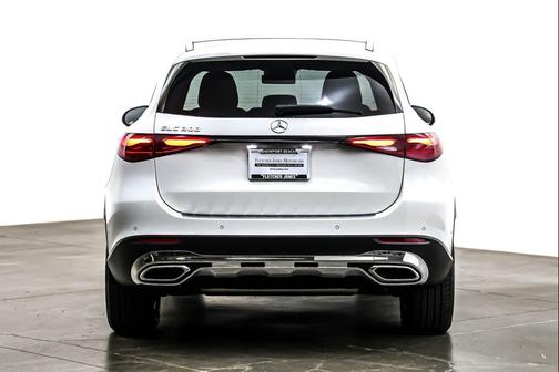 2025 Mercedes-Benz GLC 300 Base