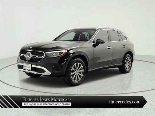 Black 2026 Mercedes-Benz GLC 300 Base