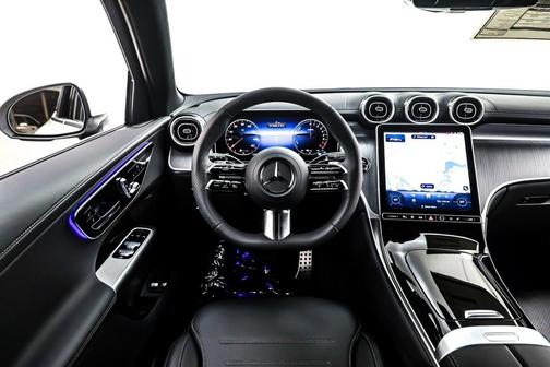 2025 Mercedes-Benz GLC 350e Base