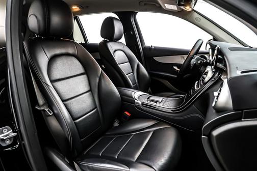 2021 Mercedes-Benz GLC 300 Base