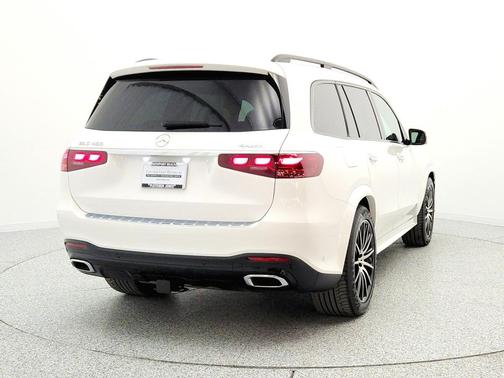 Polar White 2024 Mercedes-Benz GLS 450 4MATIC