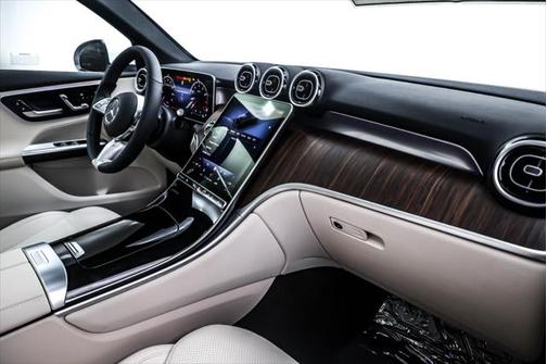 2025 Mercedes-Benz GLC 300 Base