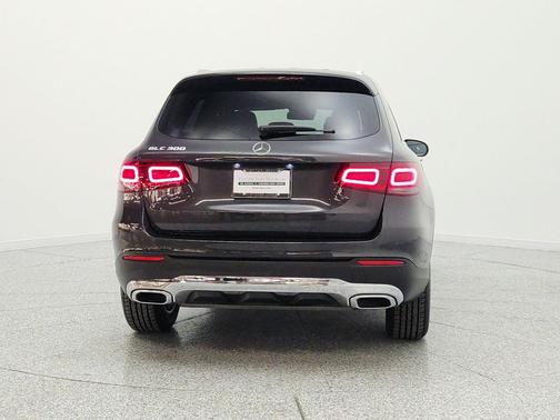 Graphite Grey Metallic 2022 Mercedes-Benz GLC 300 Base