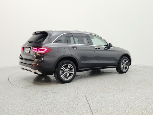 Graphite Grey Metallic 2022 Mercedes-Benz GLC 300 Base