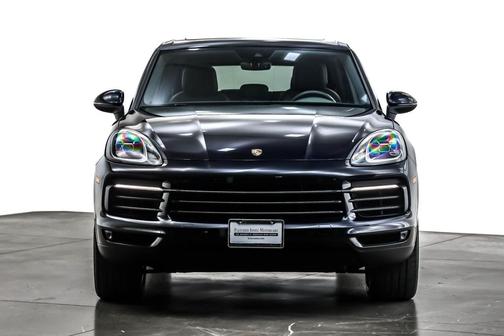 2023 Porsche Cayenne Platinum Edition