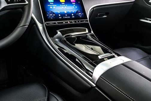 2026 Mercedes-Benz GLC 300 Base