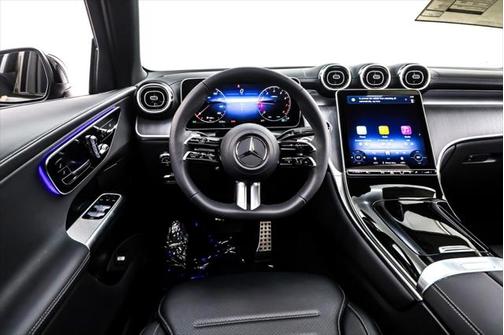 2025 Mercedes-Benz GLC 300 Base