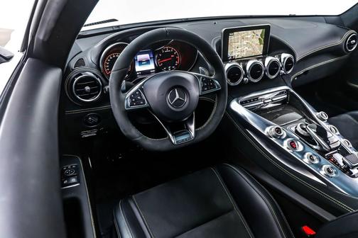 2016 Mercedes-Benz AMG GT S