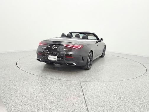 Graphite Grey Metallic 2026 Mercedes-Benz CLE 300 4MATIC Cabriolet