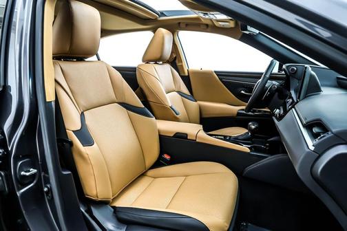 2024 Lexus ES 300h Base