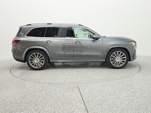 Selenite Grey Metallic 2026 Mercedes-Benz GLS 450 4MATIC
