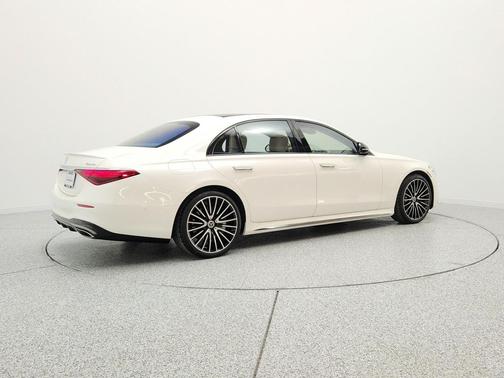 MANUFAKTUR Diamond White 2023 Mercedes-Benz S-Class 4MATIC