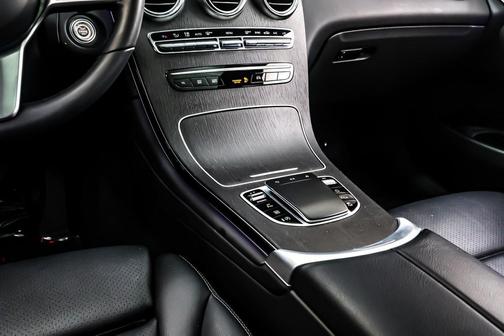 2022 Mercedes-Benz GLC 300 Base