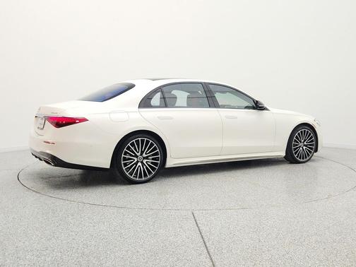 MANUFAKTUR Diamond White 2023 Mercedes-Benz S-Class 4MATIC