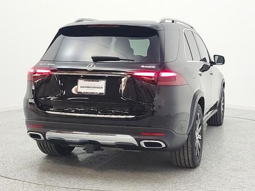 Obsidian Black Metallic 2026 Mercedes-Benz GLE 350 4MATIC