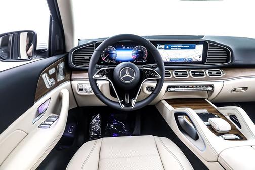 2026 Mercedes-Benz GLS 450 4MATIC