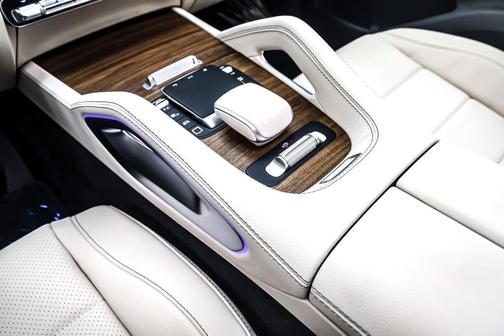 2026 Mercedes-Benz GLS 450 4MATIC