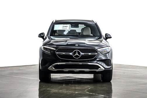 2026 Mercedes-Benz GLC 300 Base