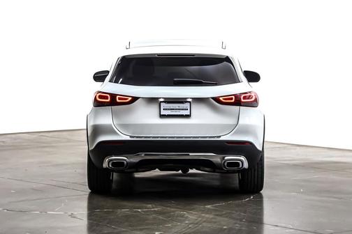 2021 Mercedes-Benz GLA 250 Base 4MATIC