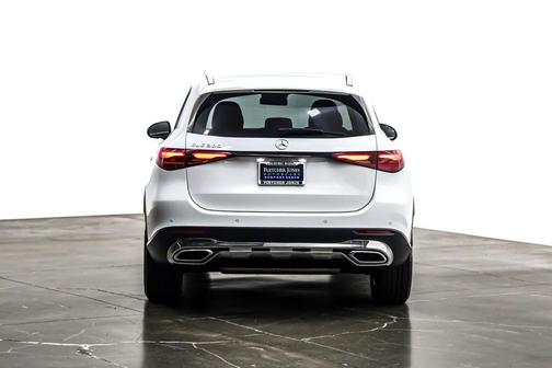 2025 Mercedes-Benz GLC 300 Base