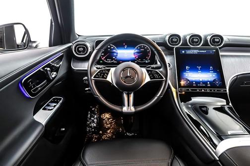 2025 Mercedes-Benz GLC 300 Base